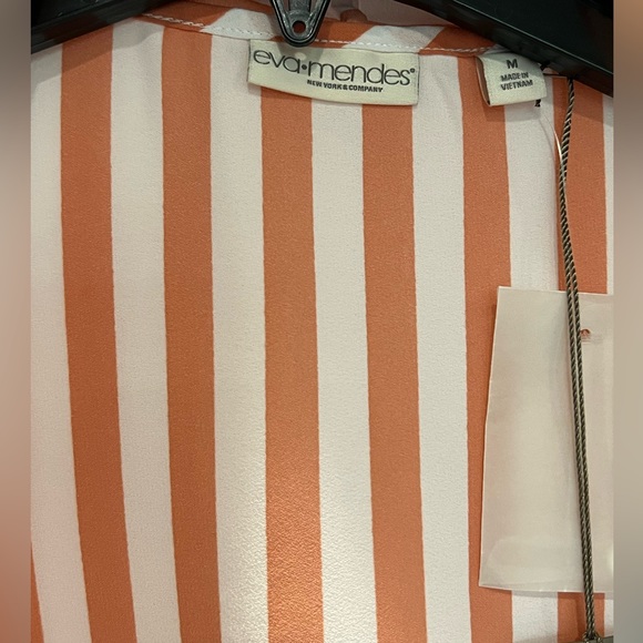 NWT Eva Mendes by New York & Company Coral/White Striped Sleeveless Blouse - Picture 7 of 8